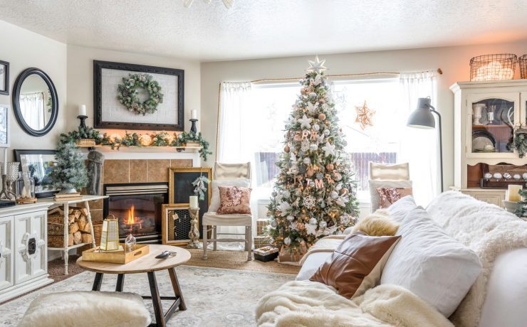 Christmas living room with silver and gold Christmas tree