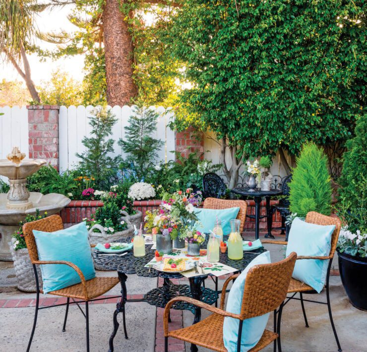 spring garden party tablesetting